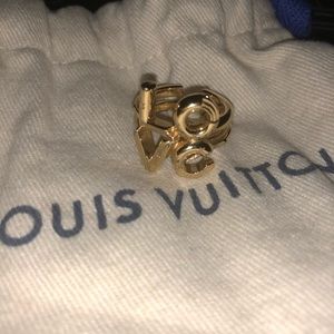 💥 PRICE ⬇️ !! Louis Vuitton ‘Love’ Ring